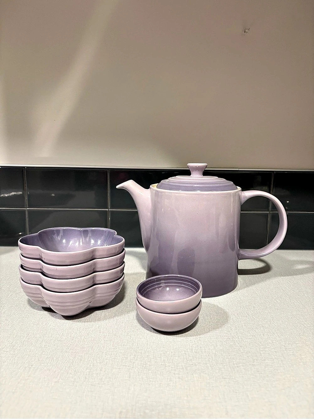 Le Creuset Grand Teapot and Petal Mini Bowls Set Provence